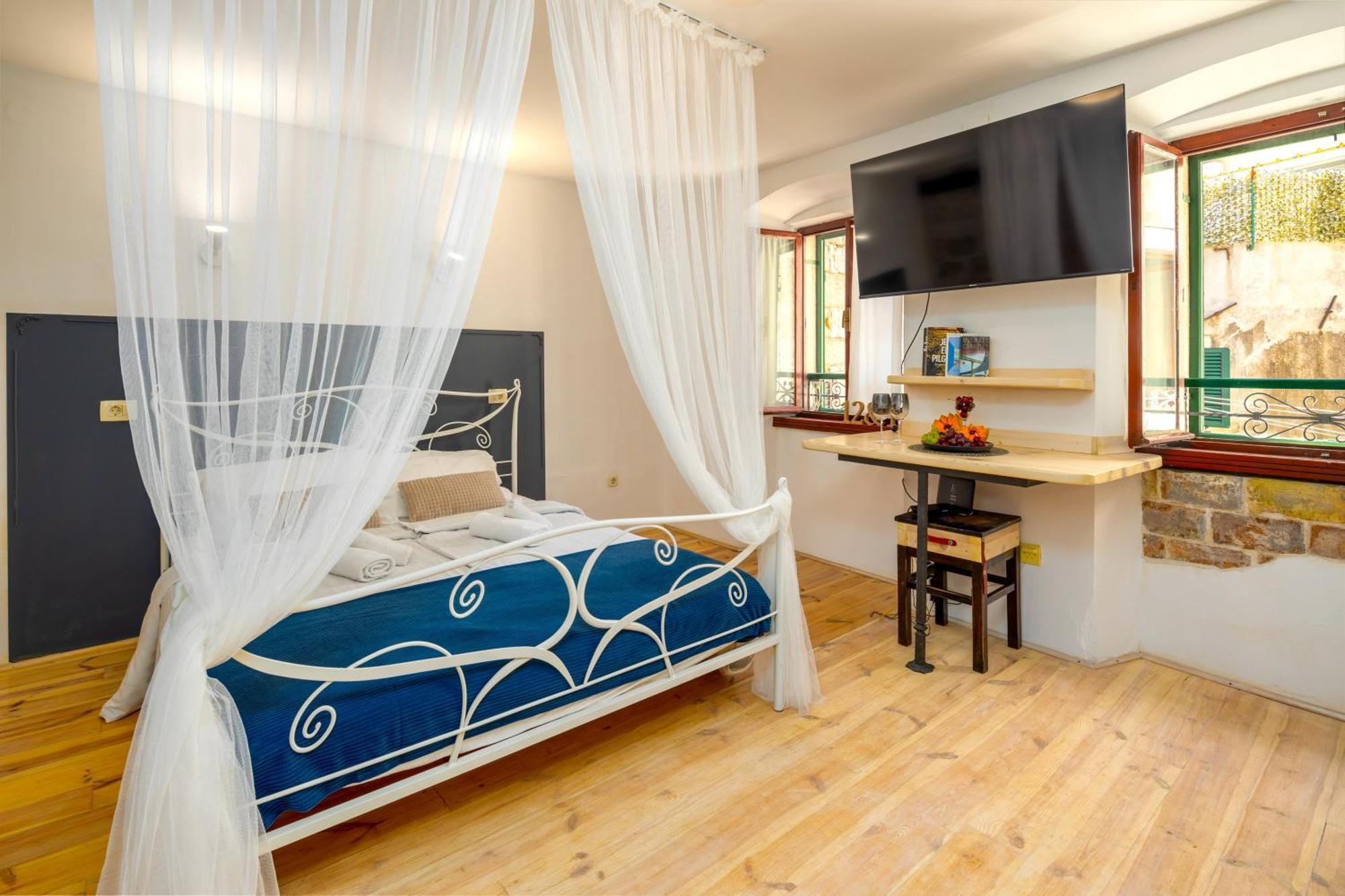 Luxe Centre Secret Gem Apartman